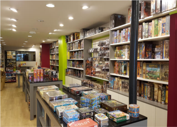 Jeux de société en boutique